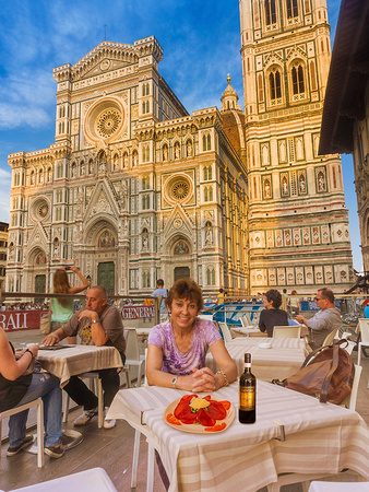 Dinner in front of the Duomo